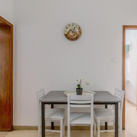 Primula Apartment By Wonderful Italy Bologna Bagian luar foto