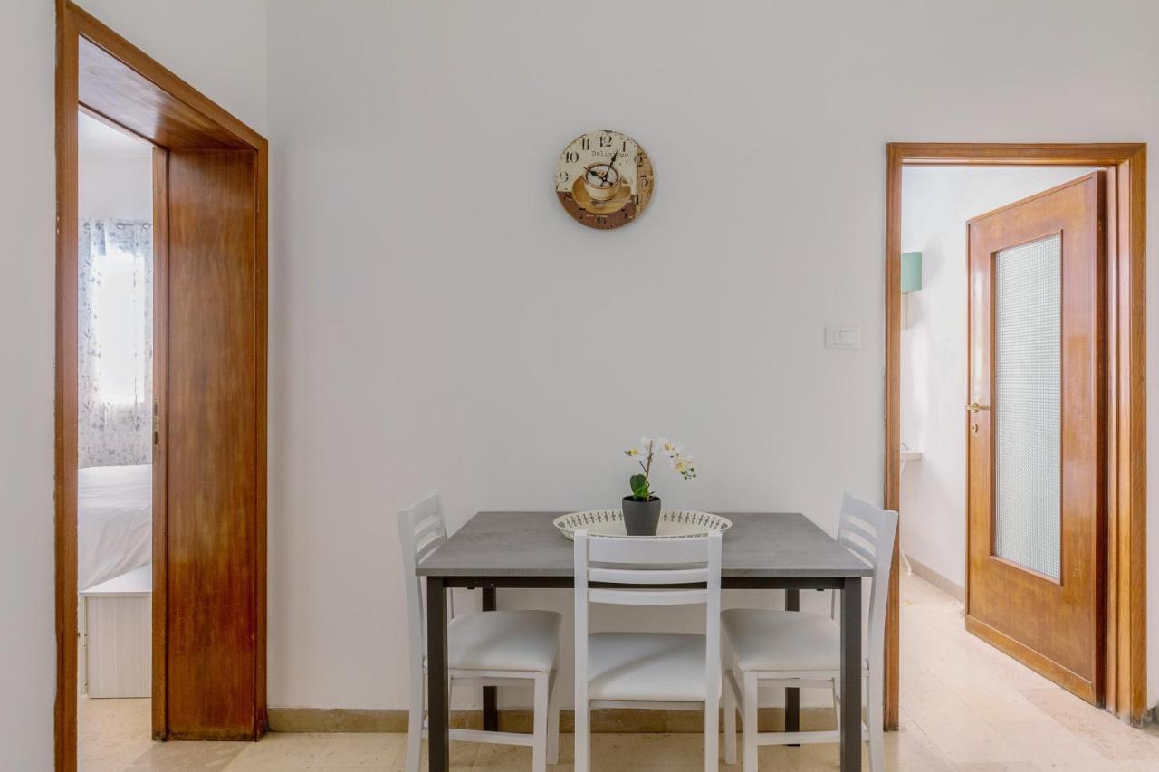 Primula Apartment By Wonderful Italy Bologna Bagian luar foto