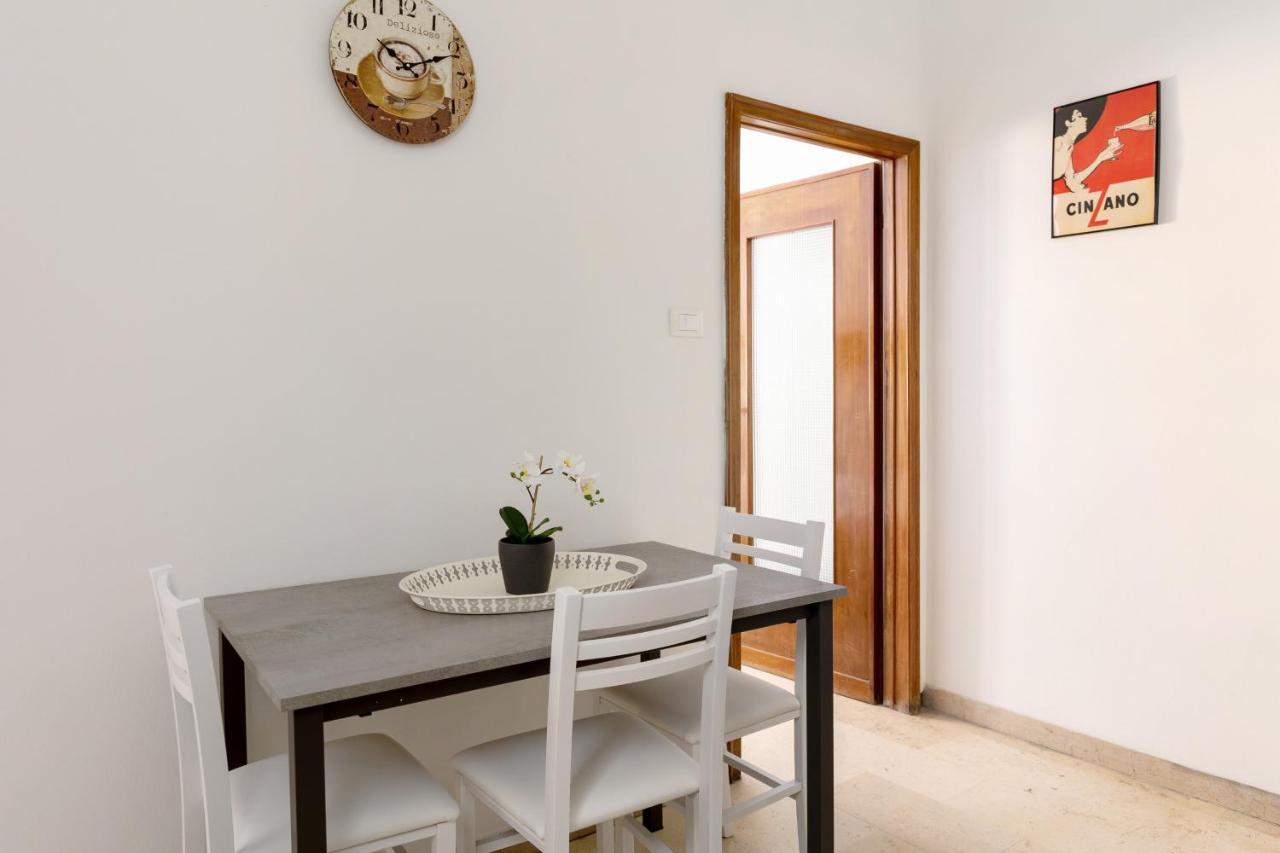 Primula Apartment By Wonderful Italy Bologna Bagian luar foto