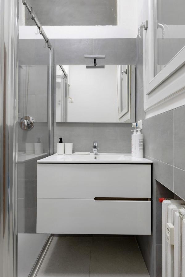 Primula Apartment By Wonderful Italy Bologna Bagian luar foto