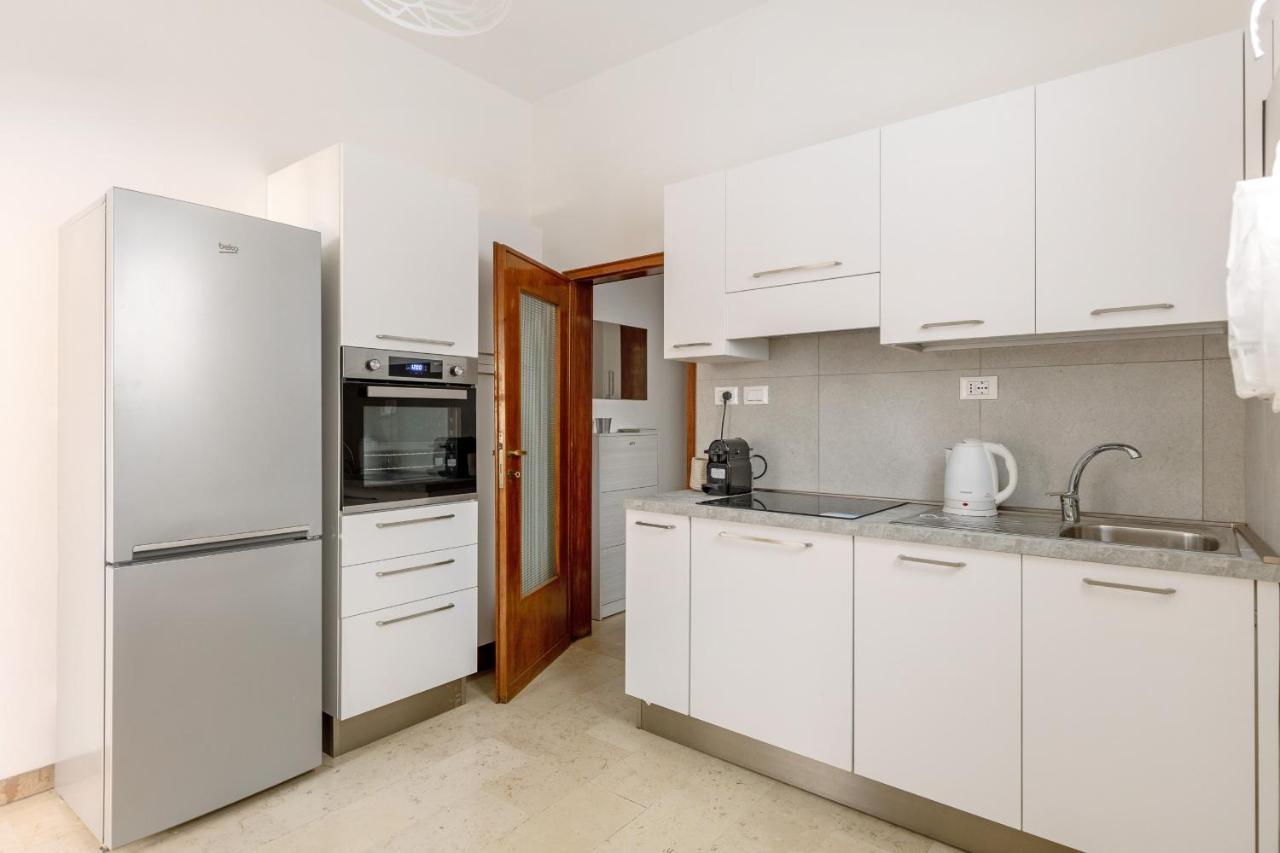Primula Apartment By Wonderful Italy Bologna Bagian luar foto